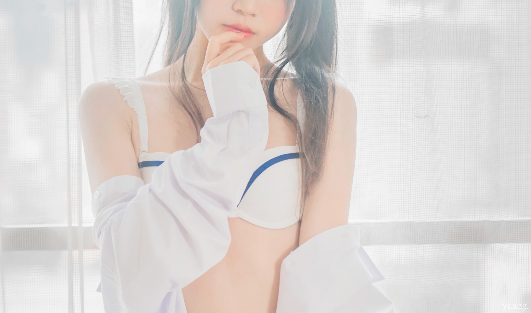 桜桃未熟-白衬衫双马尾