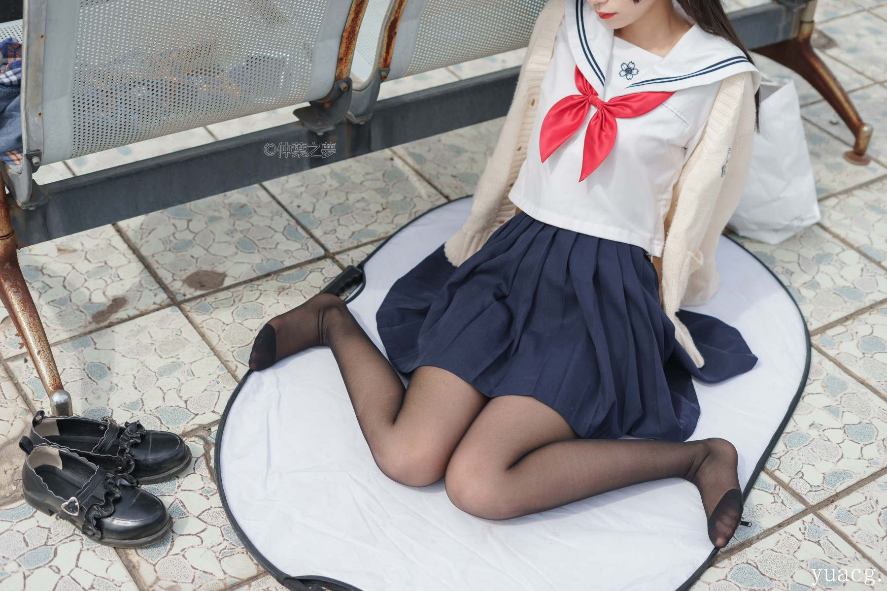 [轻兰映画]SPL.012黑丝连裤袜双马尾水手服
